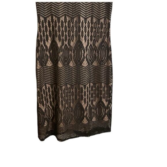 Sharagano Women's Black Lace Overlay Nude Lined Sheath Dress Sz 8 Cocktail Party - Picture 5 of 9